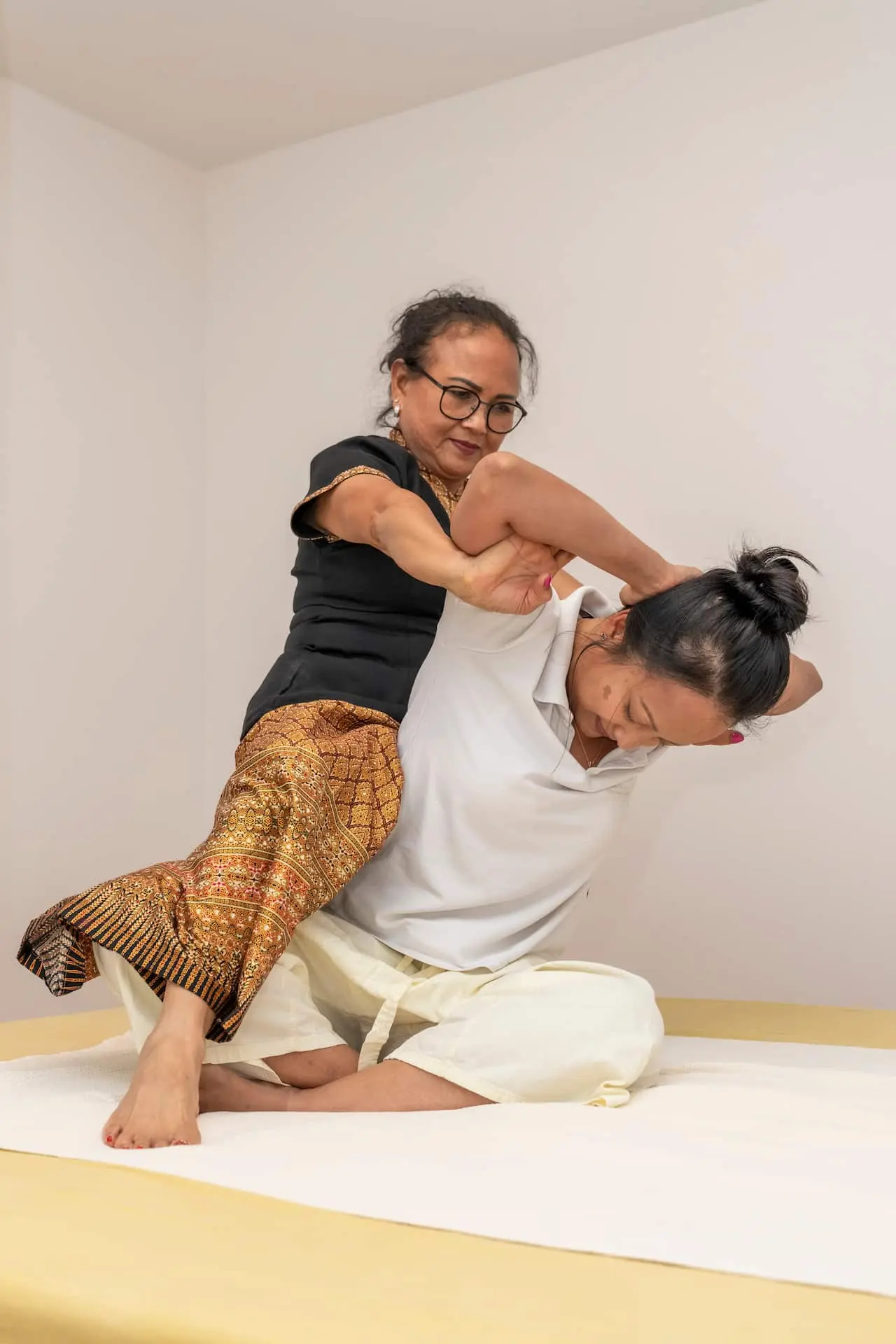 Thai Yoga Massage ohne Öl